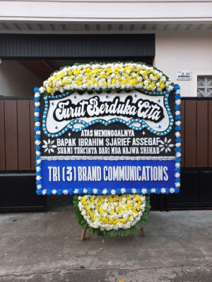 Papan Bunga Duka di Pasir